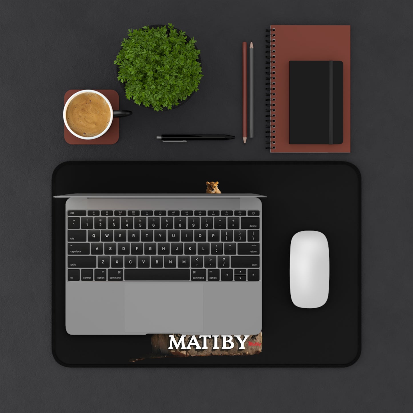 Matiby Lion Desk Mat, Black