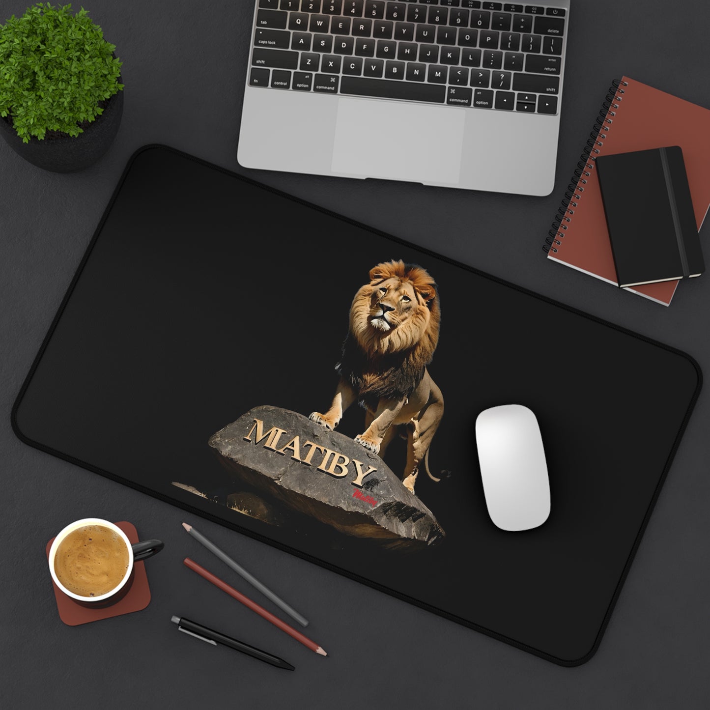 Matiby Lion Desk Mat, Black